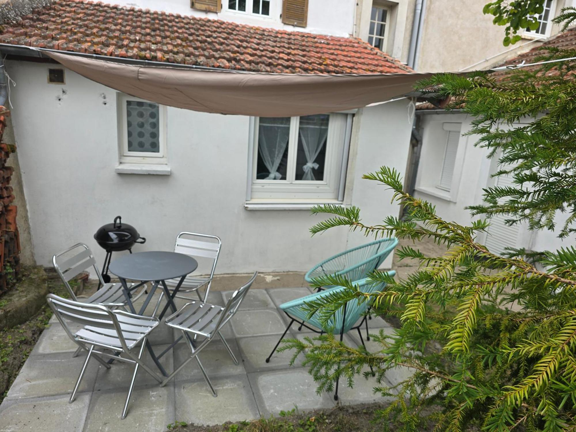 Appartement Cosy เอตอมป์ส ภายนอก รูปภาพ